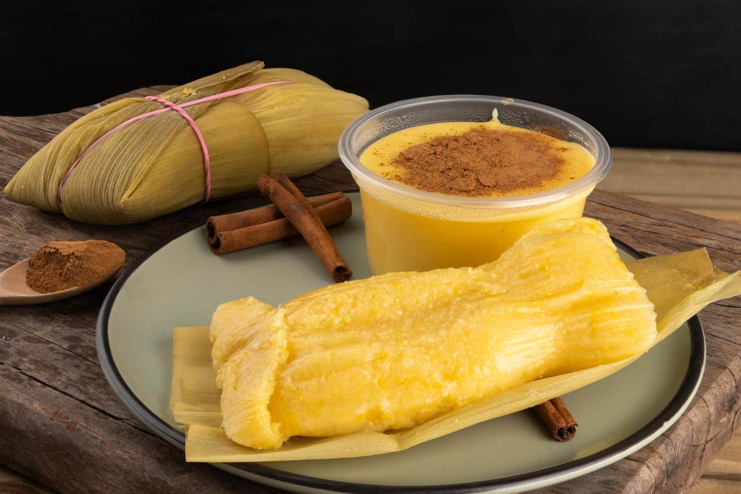 Pamonha doce: receita tradicional cremosa de milho verde fresquinho