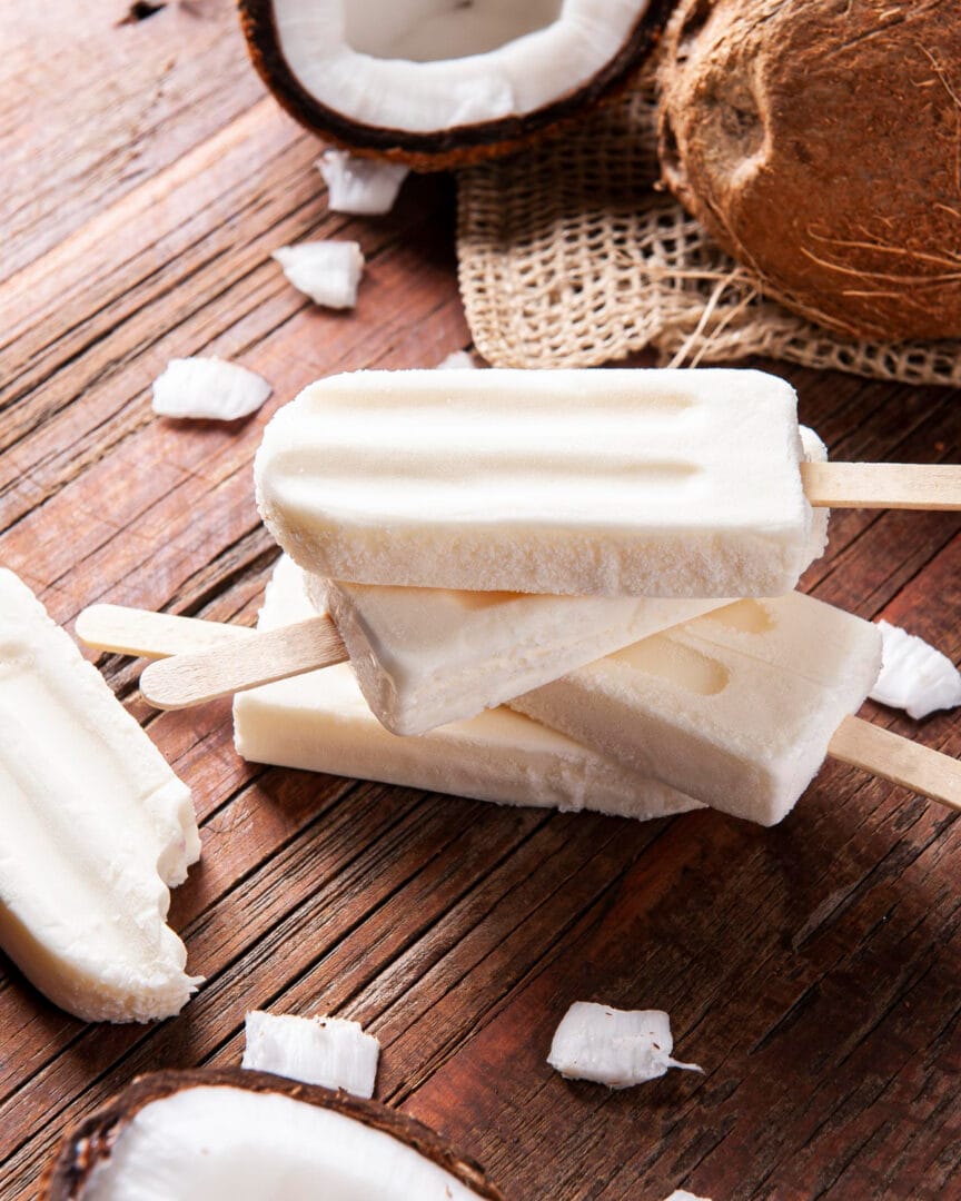 Picolé de coco saudável: refresque seus dias com sabor e leveza
